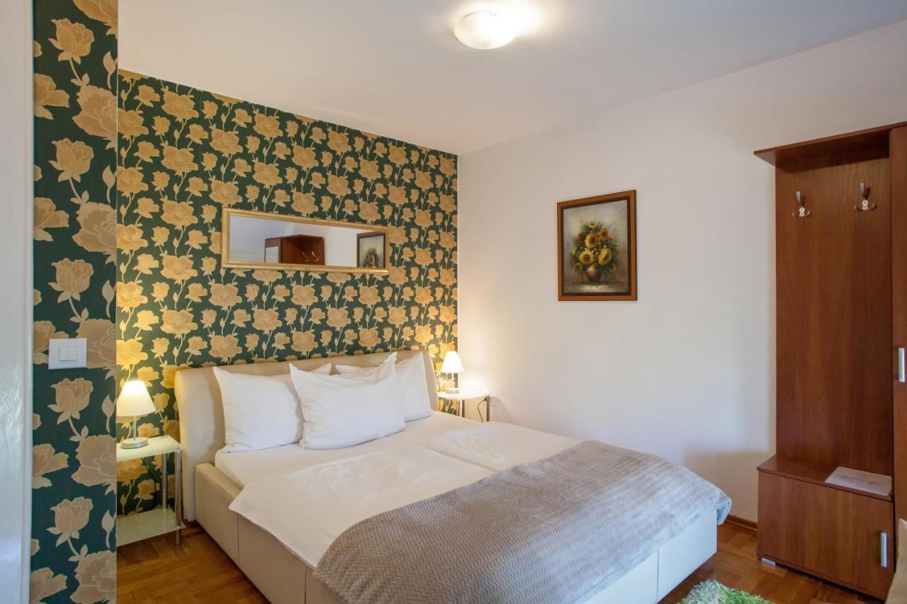 Vila Rosa Vukovar Bed and Breakfast Εξωτερικό φωτογραφία