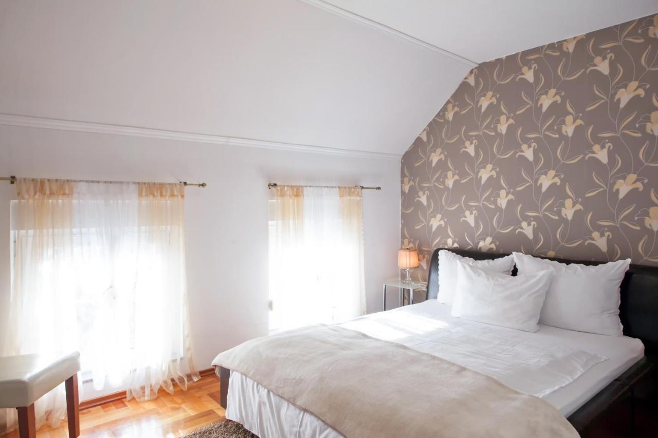 Vila Rosa Vukovar Bed and Breakfast Εξωτερικό φωτογραφία